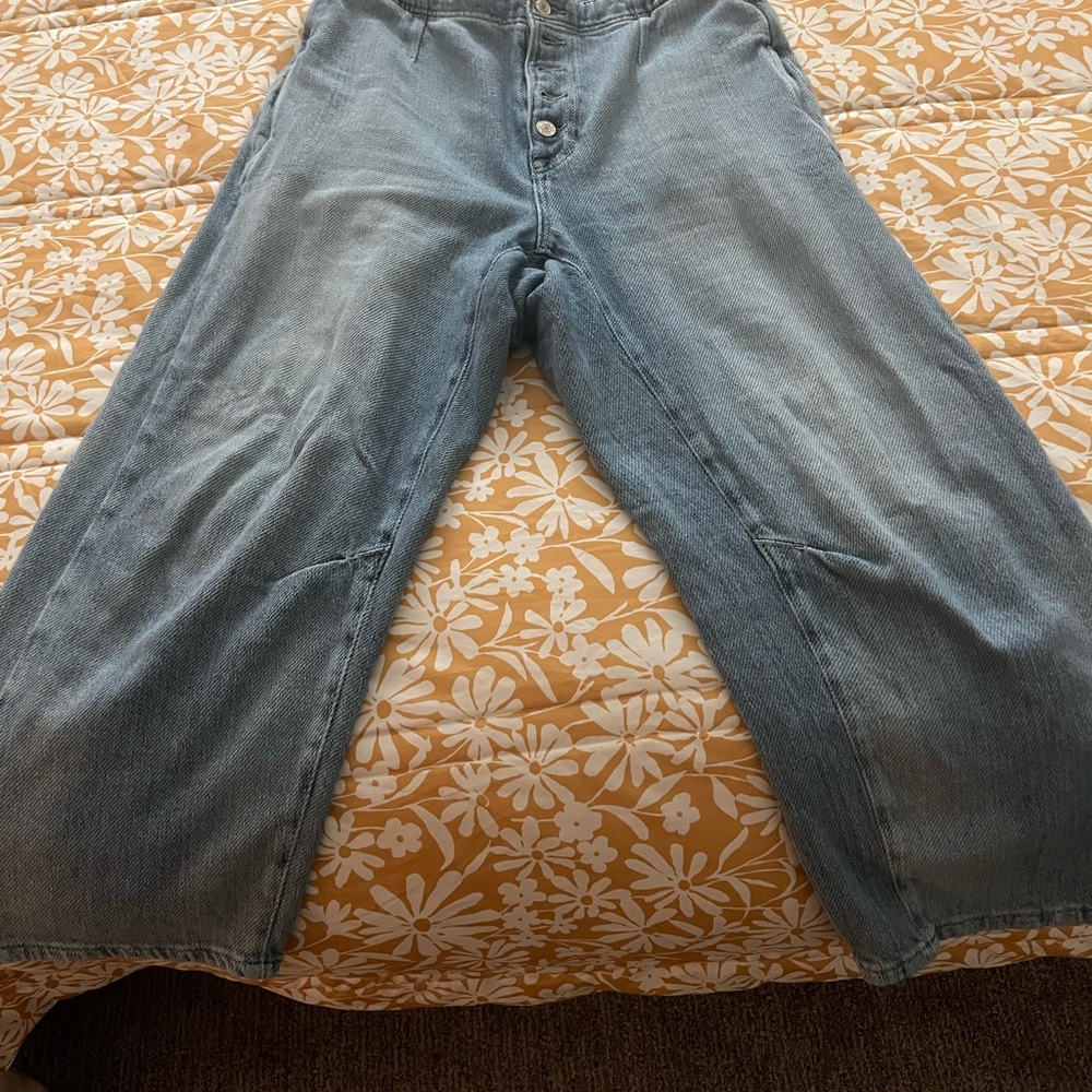 We The Free Blue Ankle Cropped Jeans